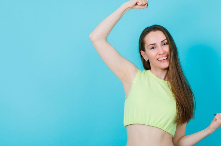 Tonifica tus brazos sin necesidad de cirugías